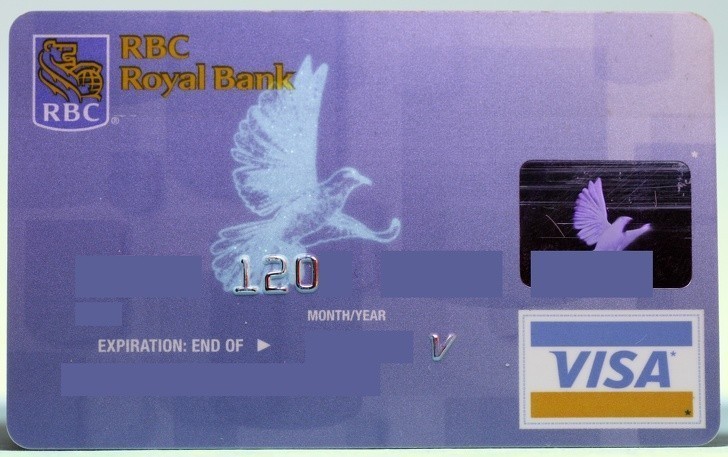 11. Ultrafiolet ukazuje ukrytego gołębia na karcie Visa