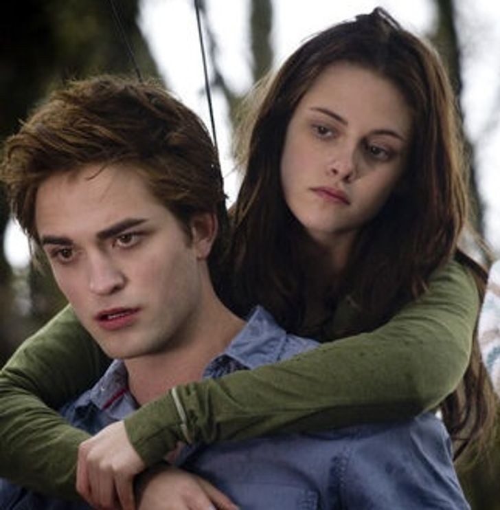 19. Kristen Stewart i Robert Pattinson (Edward Cullen i Bella Swan, "Zmierzch")