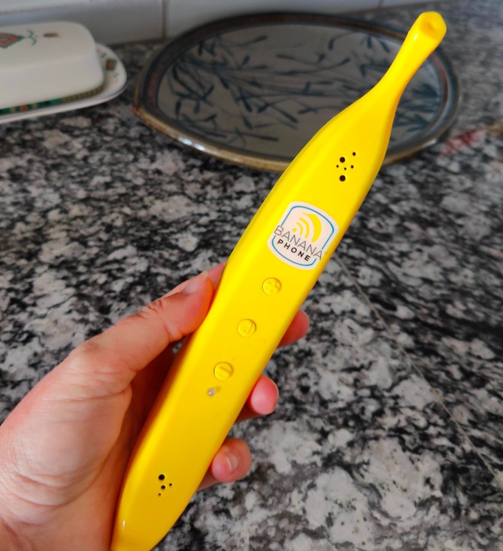 "Mój klient ma telefon w kształcie banana."