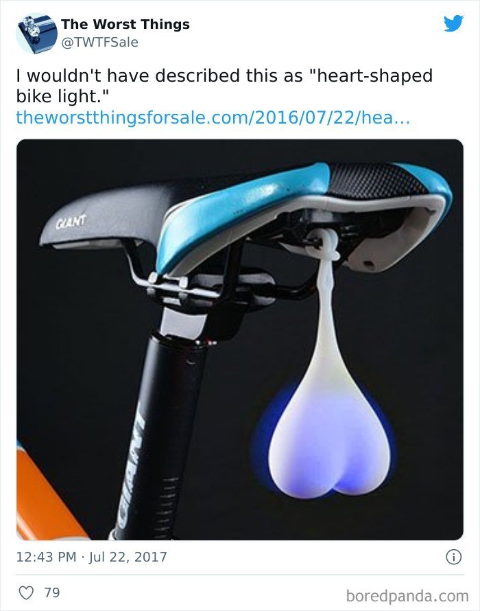 1. "Nie opisałbym tego jako 'światło rowerowe w kształcie serca'."