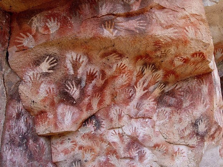 12. Malowidło na ścianie jaskini, którego wiek szacuje się na 13 tysięcy lat