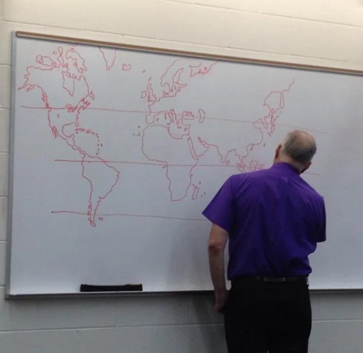 "Mój profesor na studiach narysował mapę całego świata z pamięci."
