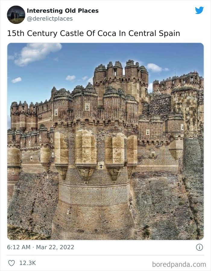 10. "XV-wieczny zamek Castillo de Coca w Hiszpanii"