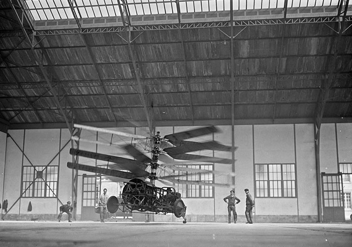 "Próbny lot helikoptera Pescara, 1922"