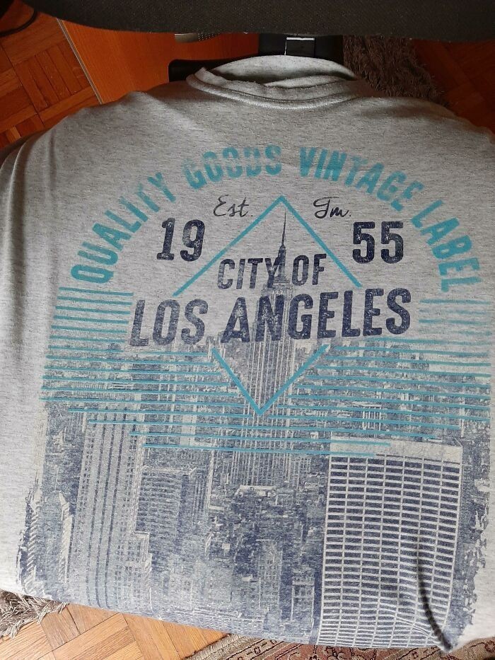 10. "Miasto Los Angeles" z panoramą Nowego Jorku