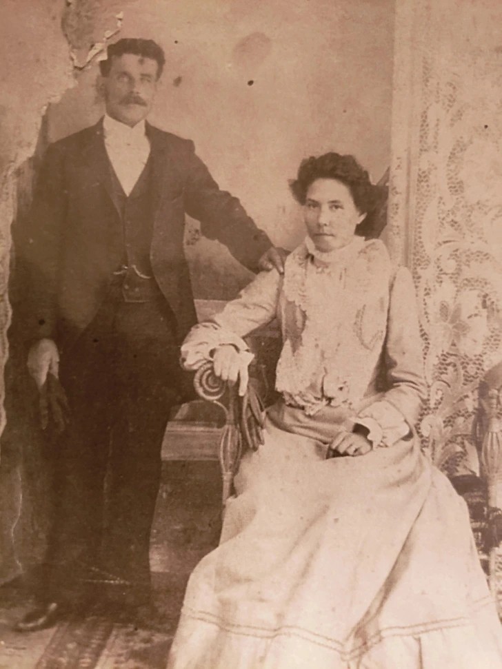 "Moi pra-pra-pradziadkowie w dniu ślubu w 1901 roku"