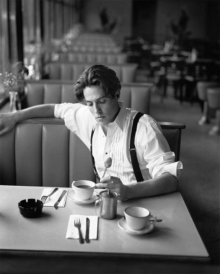 9. Hugh Grant sfotografowany przez Gregory'ego Heislera, 1984