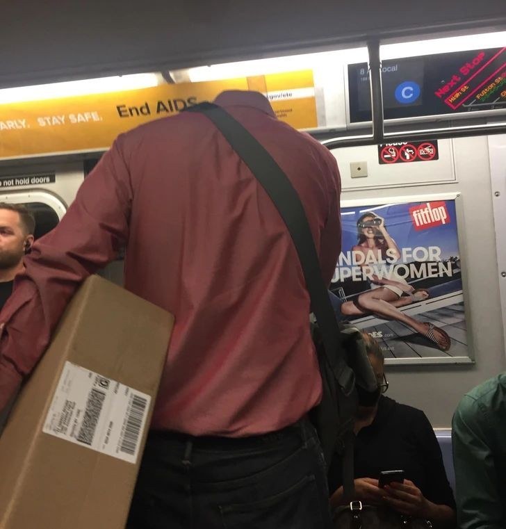 "Bezgłowy pasażer metra"
