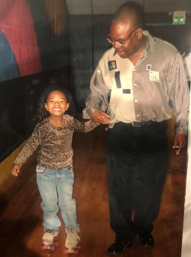 8. "Mój tata uczący mnie jeździć na rolkach, 1995"