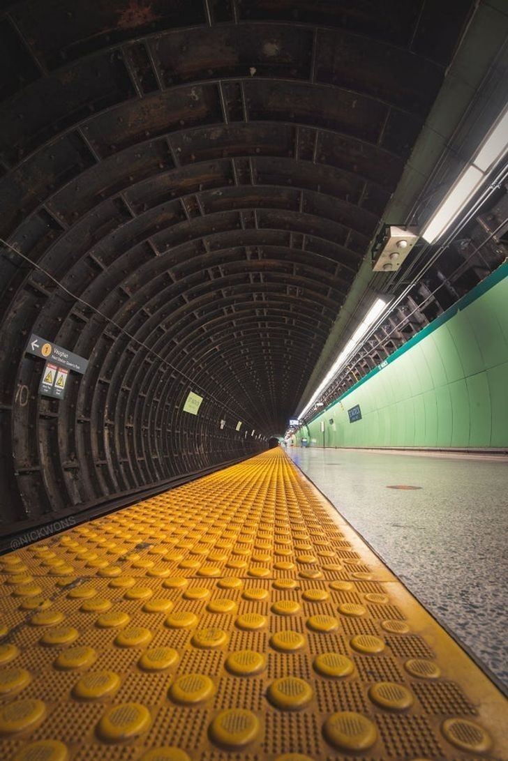 "Zdjęcie metra w Toronto"