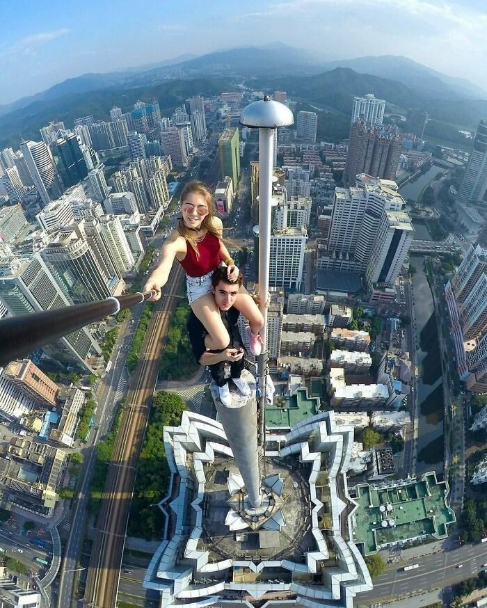 Selfie ze szczytu wieżowca