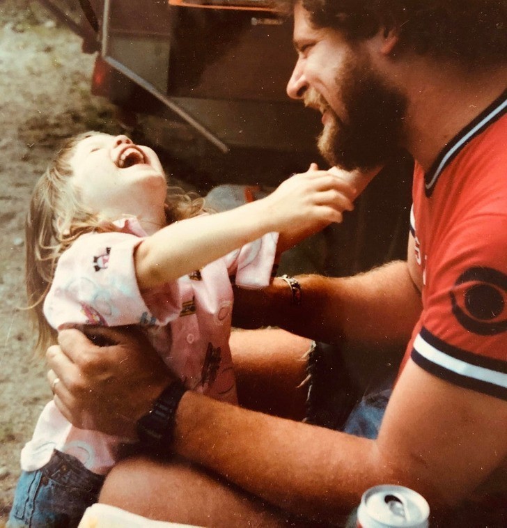 "Ja i mój tata podczas biwaku w 1987 roku"