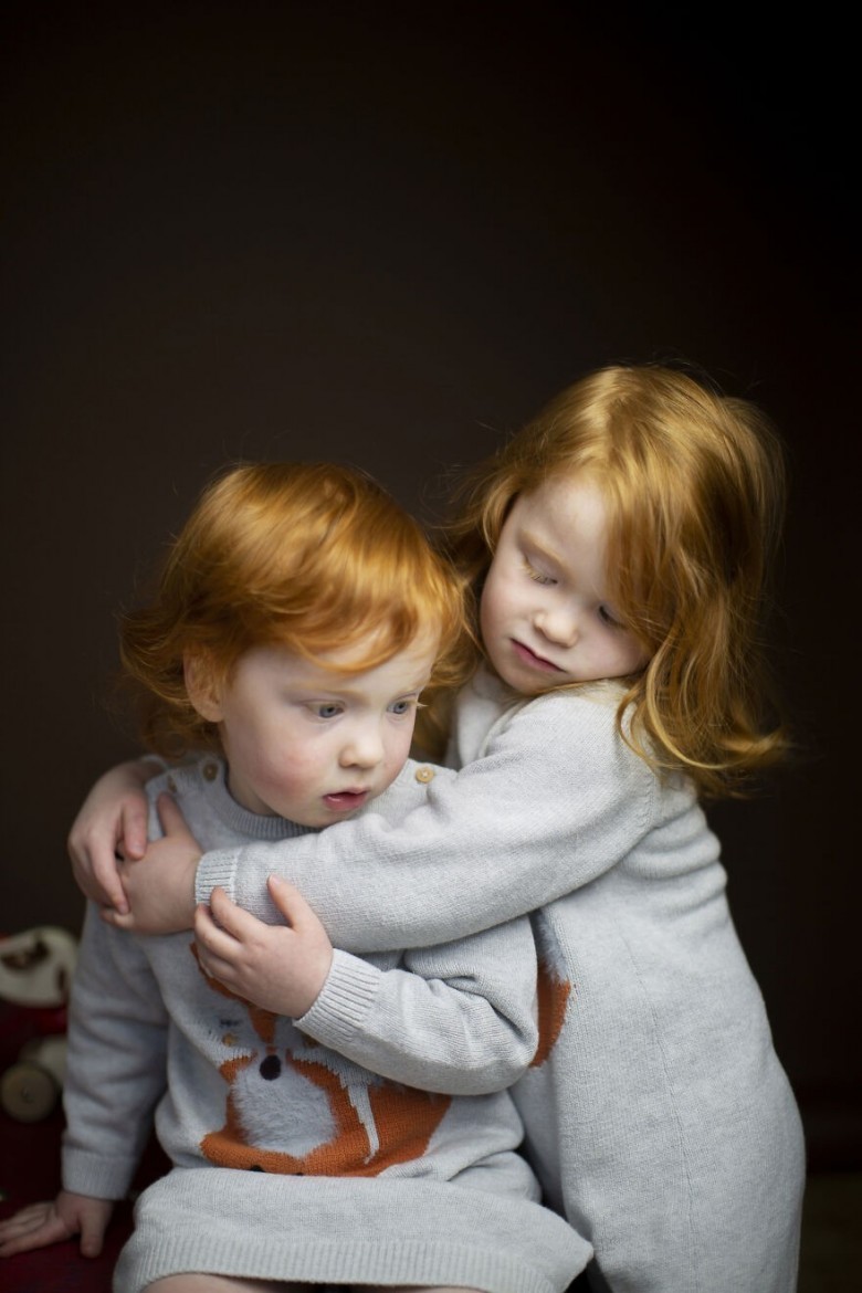 Córki fotografa, Izzy &amp; Ada Dodds, Szkocja