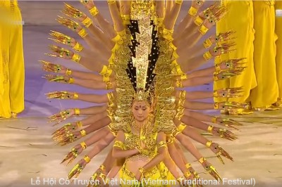 63 głuchych tancerzy ustawiło się na scenie. Gdy zaczęli się ruszać zaniemówiłem z wrażenia! 