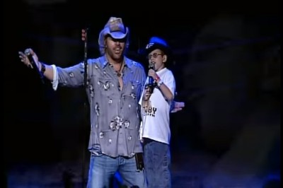 Ciężko chory chłopiec został zaproszony na scenę! Nikt nie przypuszczał, że przyćmi gwiazdę! 