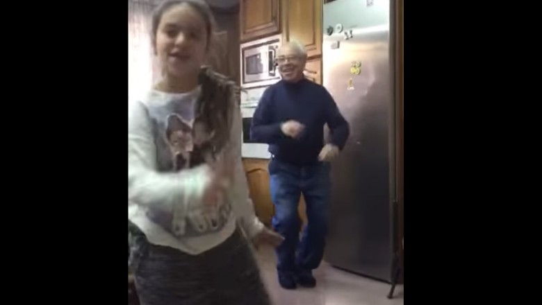 Dziewczyna tańczy przed kamerą w rytm Despacoto! Wtedy pojawia się dziadek i zupełnie kradnie show!