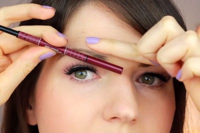 Jak narysować idealny naturalny łuk na swojej brwi! Każda dziewczyna musi to znać! 