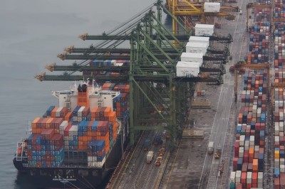 Jeden dzień z życia terminalu kontenerowego w Singapurze