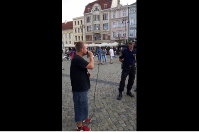 Kompletnie ich zagiął i nie wiedzieli co zrobić! Uliczny raper z Bydgoszczy kontra Straż Miejska!