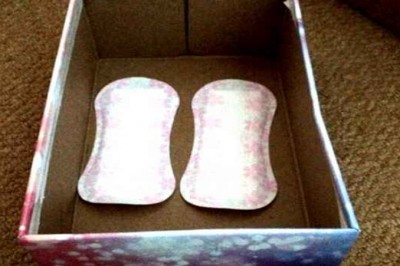 Mama znalazła podpaski w pudełku po butach małej córki! Wyjaśnienie dziewczynki rozbawiło mnie do łez!