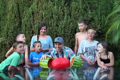 Przygotuje w ten sposób arbuza na imprezę. Gościom opadnie szczęka! 