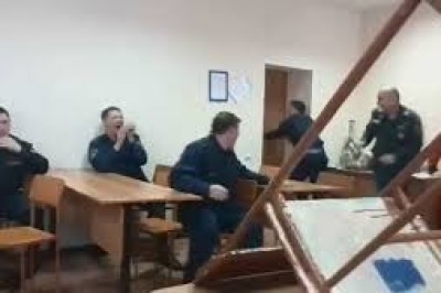 Strażak pędzi na wyzwanie