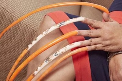 Swoje paznokcie zapuszczała ponad 23 lata! Najdłuższy ma ponad pół metra i to światowy rekord! 