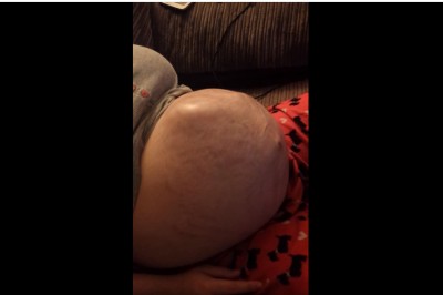 Tatuś filmował ciążowy brzuszek swojej żony! Nagle maluszek zaczął robić coś niezwykłego! 