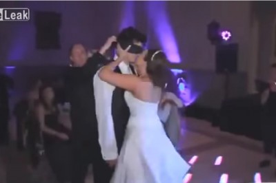 Zawiązali mu oczy i powiedzieli że to żona! Pan młody po tej zabawie już nigdy nie spojrzy na teściową! 