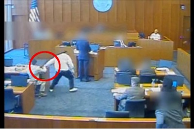 Sprzedany gangster rzuca się na konfidenta w sądzie! Zapłacił za to najwyższą karę!