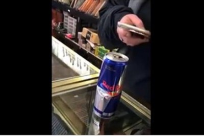 Ohydna „niespodzianka” w puszce Red Bulla! Sprawdzaj zanim się napijesz!
