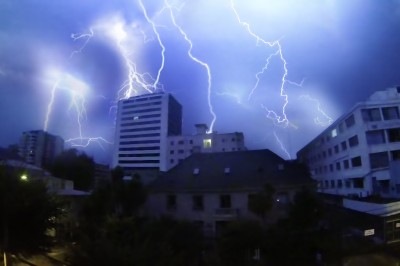 Chcecie zobaczyć prawdziwą burzę? To obczajcie ten armagedon w Chile!