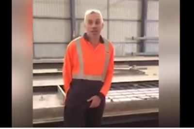 „Nie wytrzymam, jak to k*rwa pali!” Kumple z pracy wtarli ostrą paprykę w papier toaletowy i deskę!