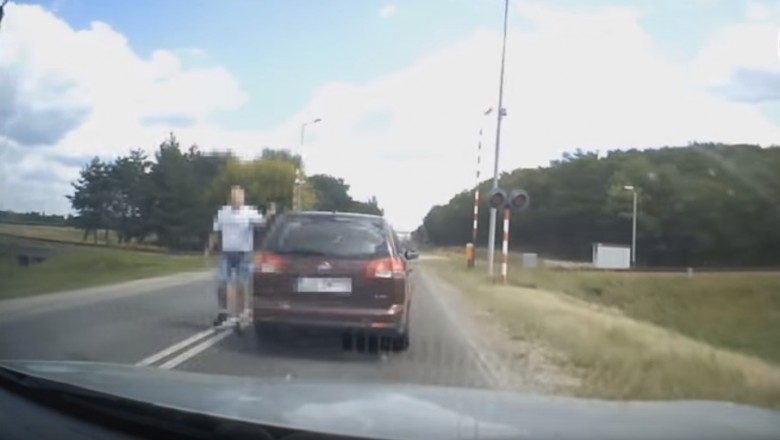 Krewki kierowca w Oplu! Czyli nieobliczalny strażnik polskich dróg w akcji!