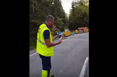 Nie spodziewali się, że tak wysoko poleci! Budowlańcy w czasie przerwy wysadzają taczkę!