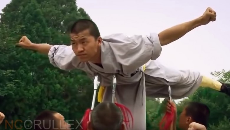 Szczena opada. Prawdziwi mistrzowie Shaolin pokazują swoje umiejętności