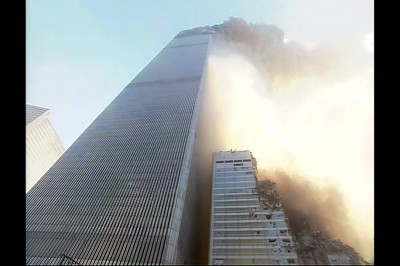 Odświeżone nagranie z ataku na WTC.  Wszystko z pierwszej ręki z miejsca ataku