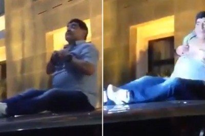 Maradona dalej konkretnie imprezuje. Tym razem na dachu samochodu