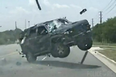 Wypadła z auta podczas pościgu. Tak się kończy niezapinanie pasów w czasie jazdy