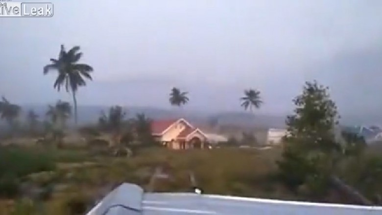 Niesamowite nagranie z trzęsienia ziemi w Indonezji. Ludzie nie wiedzieli gdzie uciekać