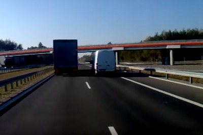 Na magnesie i bez ogranicznika? TIR lecący 120 km/h na obwodnicy Ostrowa Mazowieckiego