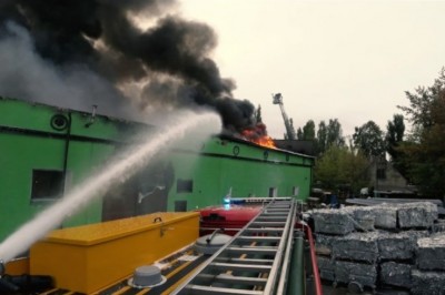 Tak wygląda gaszenie pożaru z perspektywy strażaka - JRG-5 Poznań