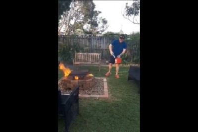 Ostrożnie z ogniem. Czyli jak ziomek podpalił połowę swojego ogródka