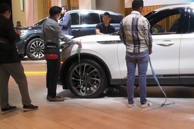 Polak nagrał po premierze Lincolna jak są kopiowane i podrabiane auta