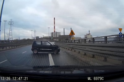 Seicento nie miało żadnych szans po spotkaniu z plamą oleju