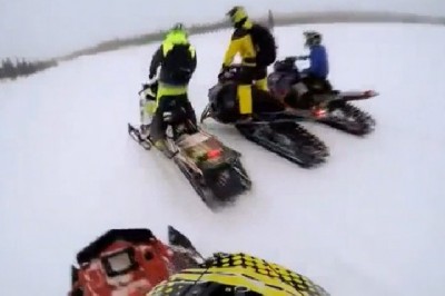 Srogi żart kolegi. Kiedy wbijasz ziomkowi wsteczny i nikomu nic nie mówisz