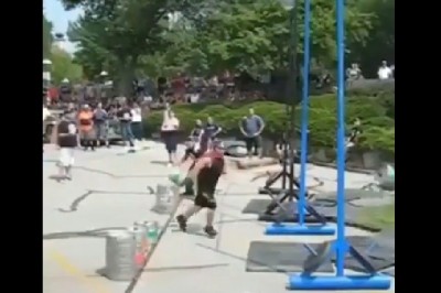 Znokautował się beczką piwa podczas zawodów. Pechowy strongman