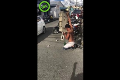 Mati wyszedł przed bar i zaskoczył swoich ziomków. Chyba trenował na budowie 