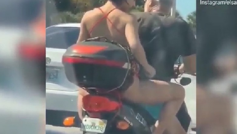 Zaczęła golić nogi jadąc na motocyklu. Kiedy jedziesz na plażę i musisz dobrze wyglądać