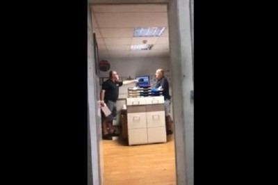 Gruba jazda na załadunku polskiego kierowcy z niemieckim pracownikiem